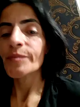 Gecenin Kralicesi online show from November 2025 04:22:01 AM