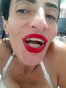 Gecenin Kralicesi online show from November 2025 06:45:01 PM