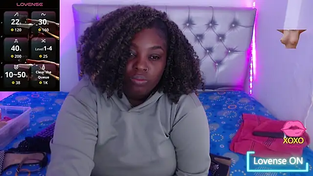 ebony NeighborMoans online show from October 2025 03:19:01 AM