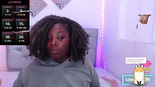 ebony NeighborMoans online show from September 2025 03:56:01 AM