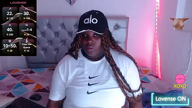 ebony NeighborMoans online show from November 2025 03:21:02 AM