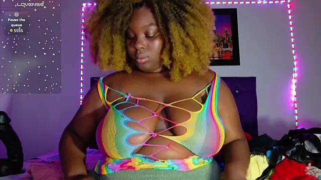 ebony NeighborMoans online show from February 2026 03:16:01 AM