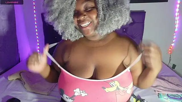 ebony NeighborMoans online show from April 2026 03:20:01 AM