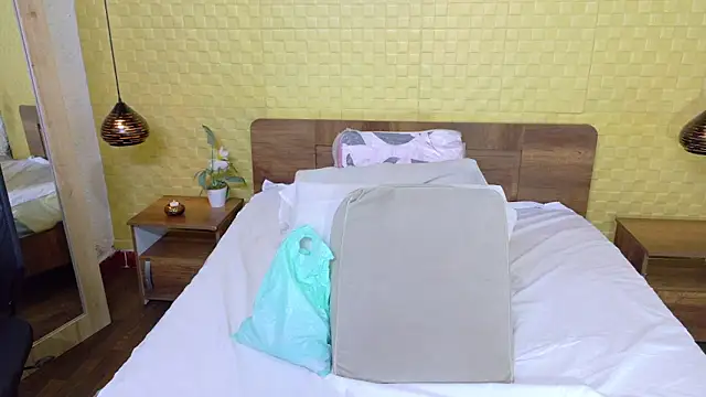 fat naughtyass online show from March 2026 01:21:01 PM