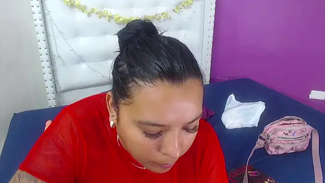 fat naughtyass online show from October 2025 01:56:01 PM