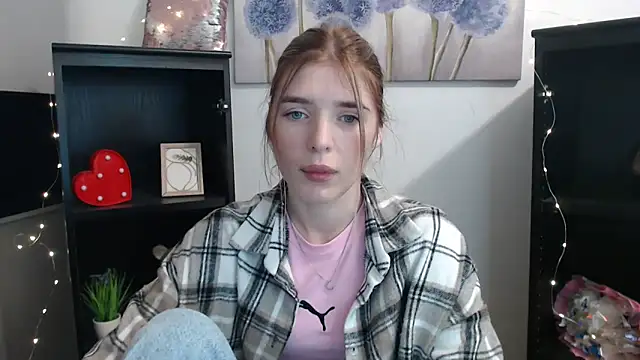 JuiceLips   online show from November 2025 01:55:01 PM