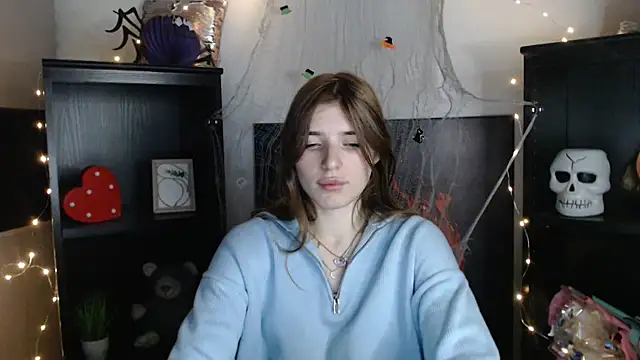 JuiceLips   online show from November 2025 05:29:01 PM