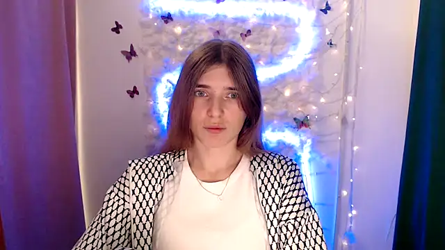JuiceLips   online show from September 2025 02:59:01 PM