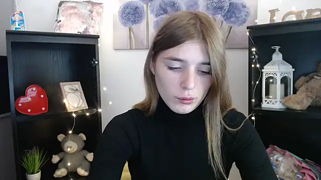 JuiceLips   online show from October 2025 11:33:01 AM