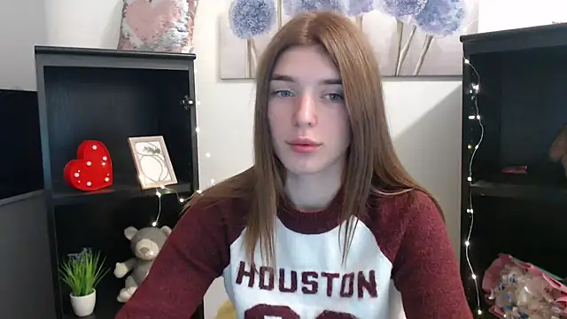 JuiceLips   online show from October 2025 12:59:01 PM