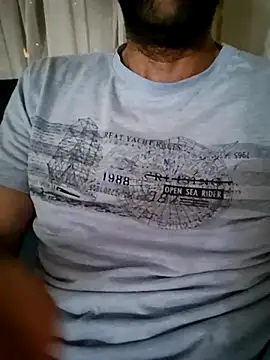 Snapshot of fearleass chatting on September 2025 10:31:02 PM fearleass online show from September 2025 10:31:02 PM