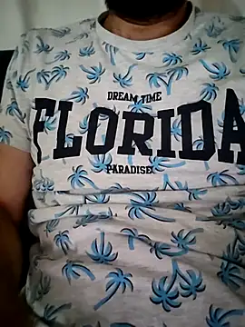 Snapshot of fearleass chatting on September 2025 06:47:01 PM fearleass online show from September 2025 06:47:01 PM