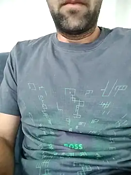 Snapshot of fearleass chatting on October 2025 08:42:01 PM fearleass online show from October 2025 08:42:01 PM