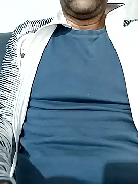 Snapshot of fearleass chatting on November 2025 09:09:02 PM fearleass online show from November 2025 09:09:02 PM