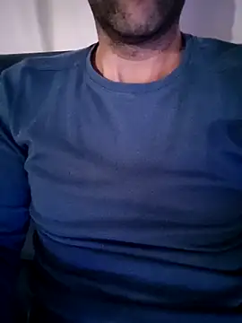 Snapshot of fearleass chatting on October 2025 08:20:02 PM fearleass online show from October 2025 08:20:02 PM