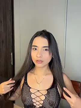 Zafira Montiel online show from March 2026 05:48:01 PM