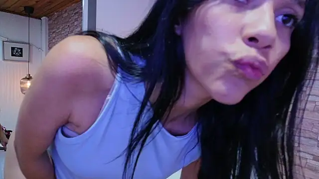 Martina thompson69 online show from February 2026 04:18:02 PM