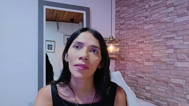 Martina thompson69 online show from March 2026 04:55:01 PM