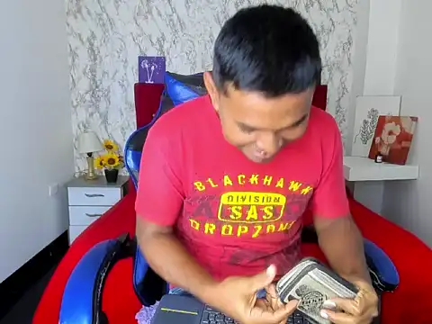 Adam Morgan2 online show from April 2026 02:12:02 PM