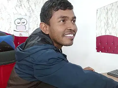 Adam Morgan2 online show from December 2025 04:38:02 AM