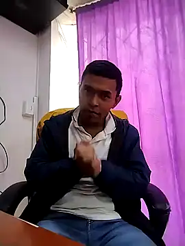 Snapshot of Adam_Morgan2 chatting on June 2026 05:30:01 PM Adam Morgan2 online show from June 2026 05:30:01 PM