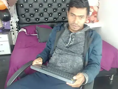 Adam Morgan2 online show from October 2025 05:32:02 AM