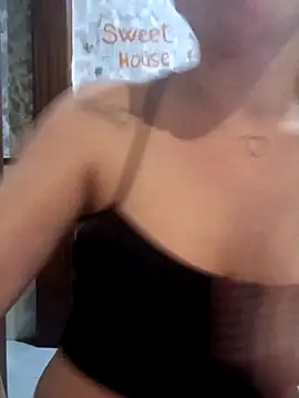 Snapshot of MaRieTa_SeXy chatting on October 2025 01:40:01 AM MaRieTa SeXy online show from October 2025 01:40:01 AM