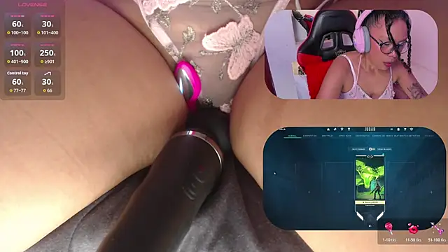 Snapshot of NovaLyn chatting on November 2025 05:00:01 AM NovaLyn online show from November 2025 05:00:01 AM