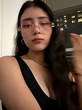 Snapshot of CatadeLuca chatting on September 2025 12:22:02 AM CatadeLuca online show from September 2025 12:22:02 AM