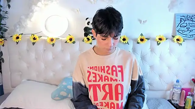 AleAurarashi online show from January 2026 04:30:01 AM