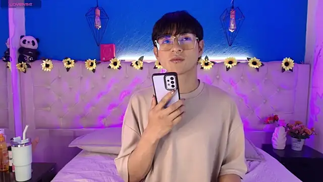 AleAurarashi online show from April 2026 02:40:02 AM