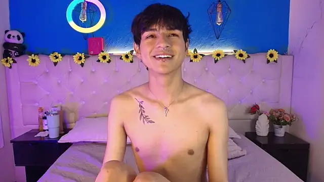 AleAurarashi online show from March 2026 03:30:02 AM