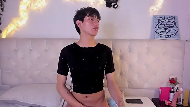 AleAurarashi online show from December 2025 09:55:02 AM