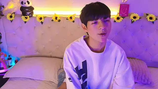 AleAurarashi online show from March 2026 05:30:02 AM