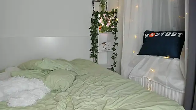 lilkimch online show from March 2026 02:02:02 PM