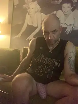 Hothotboyg online show from September 2025 10:57:02 AM