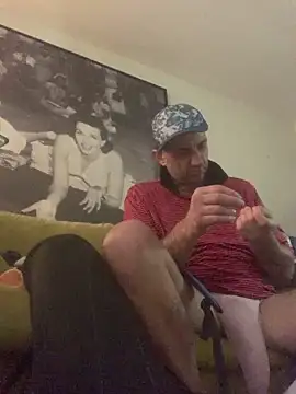 Hothotboyg online show from April 2026 03:19:01 PM