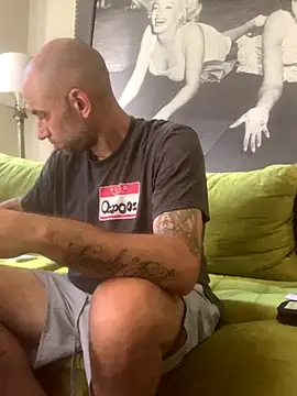 Hothotboyg online show from September 2025 10:53:01 PM