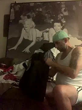 Hothotboyg online show from October 2025 02:59:02 AM