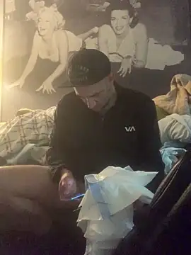 Hothotboyg online show from February 2026 10:34:02 AM