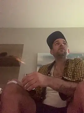 Hothotboyg online show from November 2025 03:49:02 PM