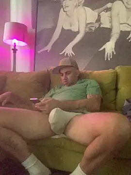 Hothotboyg online show from February 2026 10:05:01 PM