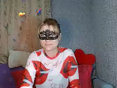 Miss Nona online show from October 2025 12:17:02 PM