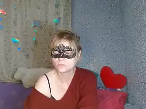 Miss Nona online show from October 2025 06:16:01 PM