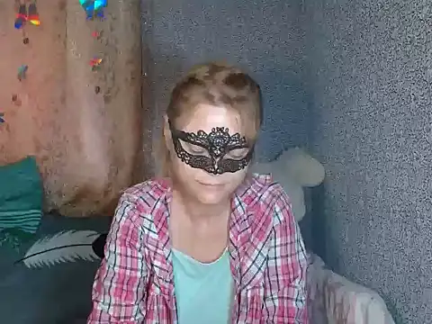 Miss Nona online show from September 2025 11:53:02 AM