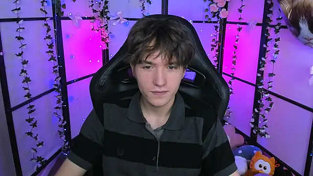 Ethan Rivers online show from November 2025 11:47:01 AM
