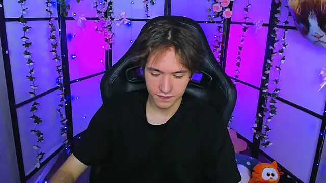 Ethan Rivers online show from November 2025 12:53:01 PM