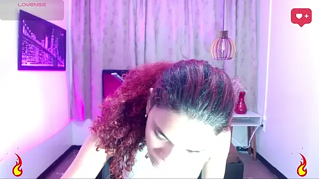 Snapshot of luisa__torres chatting on June 2026 03:30:01 AM luisa torres online show from June 2026 03:30:01 AM