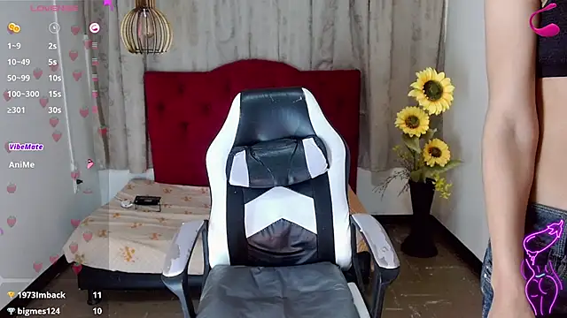 luisa  torres online show from February 2026 03:25:01 AM