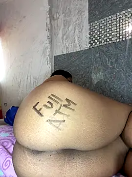 Messy-diana21 online show from December 2025 08:17:02 PM